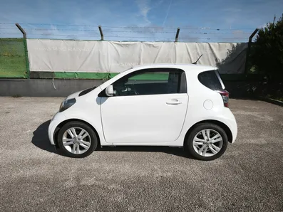 Small Image 1
