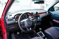 Suzuki-Swift detalhes 2