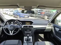 Mercedes-Benz-C 200 detalhes 2