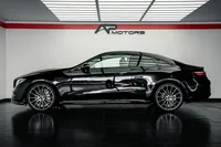 Mercedes-Benz-E 220 detalhes 1