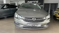 Opel-Astra Sports Tourer detalhes 2