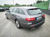 Mercedes-Benz-E 220 detalhes 2