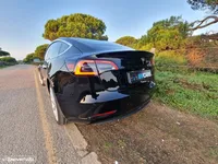 Tesla-Model 3 detalhes 2