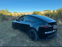 Tesla-Model Y detalhes 2