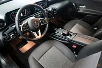 Mercedes-Benz-A 180 Limousine detalhes 1