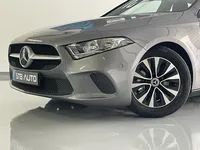 Mercedes-Benz-A 160 detalhes 2