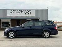 Mercedes-Benz-C 220 detalhes 1