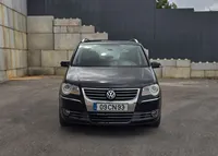Volkswagen-Touran detalhes 1