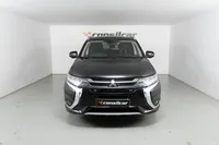 Mitsubishi-Outlander detalhes 1