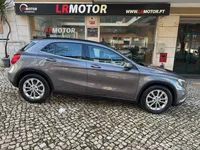 Mercedes-Benz-GLA 180 Imagem Principal