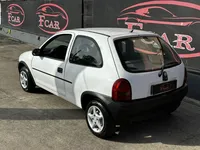 Opel-Corsa detalhes 2