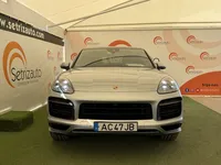 Porsche-Cayenne Coupé detalhes 2