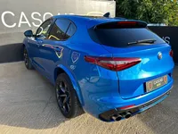 Alfa Romeo-Stelvio detalhes 2