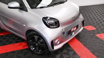 Small Image 1