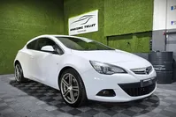 Opel-Astra GTC Imagem Principal