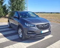 Opel-Grandland X detalhes 1