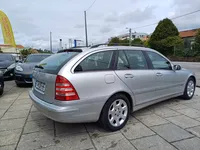 Mercedes-Benz-C 220 detalhes 1