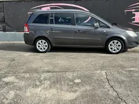 Opel-Zafira detalhes 2