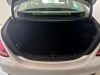 Mercedes-Benz-C 200 detalhes 2