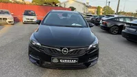 Opel-Astra Sports Tourer detalhes 2