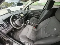 Renault-Clio Sport Tourer detalhes 2