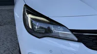Opel-Astra Sports Tourer detalhes 2