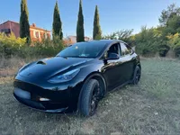 Tesla-Model Y detalhes 1