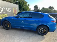 Alfa Romeo-Stelvio detalhes 1