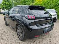 Peugeot-E-208 detalhes 2
