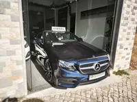 Mercedes-Benz-E 220 Imagem Principal