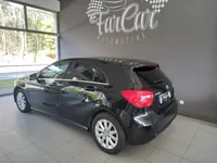 Mercedes-Benz-A 180 detalhes 2