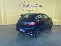 Mitsubishi-Space Star detalhes 2