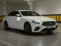 Mercedes-Benz-300 detalhes 2