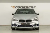 BMW-218 Active Tourer detalhes 2