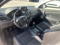 Renault-Megane Coupe detalhes 2