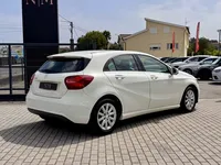 Mercedes-Benz-A 200 detalhes 1