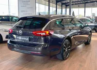 Opel-Insignia Sports Tourer detalhes 1