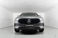 Mercedes-Benz-EQA detalhes 2