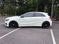 Mercedes-Benz-A 180 detalhes 1
