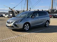 Opel-Zafira detalhes 2