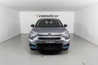 Citroën-e-C4 detalhes 1