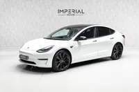 Tesla-Model 3 Imagem Principal