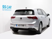 Volkswagen-Golf detalhes 1