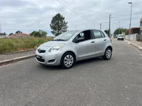 Toyota-Yaris Imagem Principal