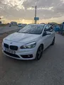 BMW-216 Active Tourer detalhes 1