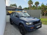 Mitsubishi-Pajero detalhes 1