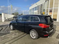 BMW-218 Gran Tourer detalhes 1