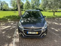 Peugeot-208 detalhes 2