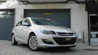 Opel-Astra Sports Tourer detalhes 1