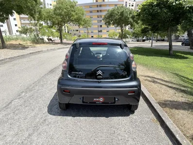 Small Image 1